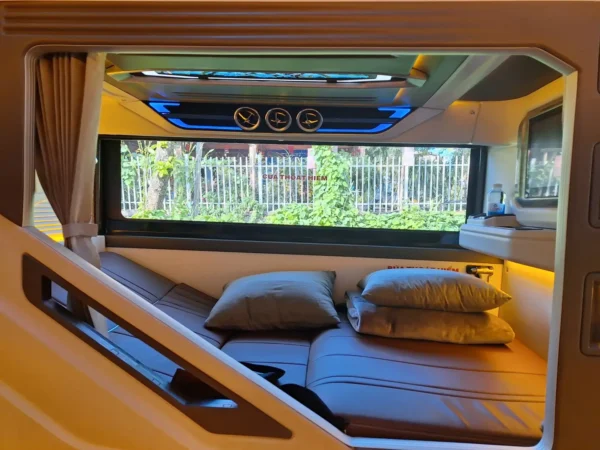 Alternative view of HK Open Tour: VIP Cabin Bus Sapa to Halong Bay