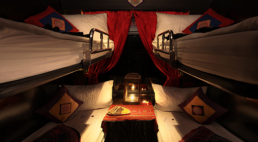 Chapa Express Train: Unwind on the Hanoi to Sapa Rail Adventure 2 Cabin Location