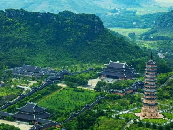 3D2N Hanoi – Ninh Binh – Sapa Tour | Trang An Boat Ride & Sapa Trekking