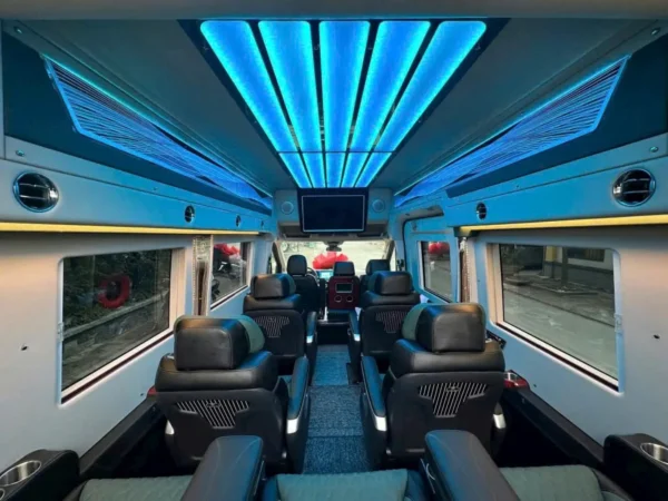 Alternative view of Private Limousine from Hanoi to Halong Bay (9–11 Seats)