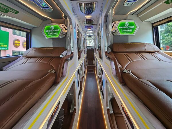 HK Open Tour Hanoi Sapa Bus VIP Cabin