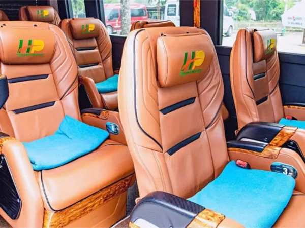 Alternative view of Hoang Phu Limousine 9 Seats from Hanoi to Halong Bay