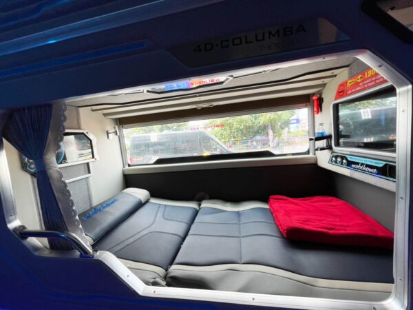 Sao Viet Bus: Hanoi to Sapa VIP Cabin Bus