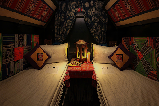 Chapa Express Train: Unwind on the Hanoi to Sapa Rail Adventure 2 Cabin Location